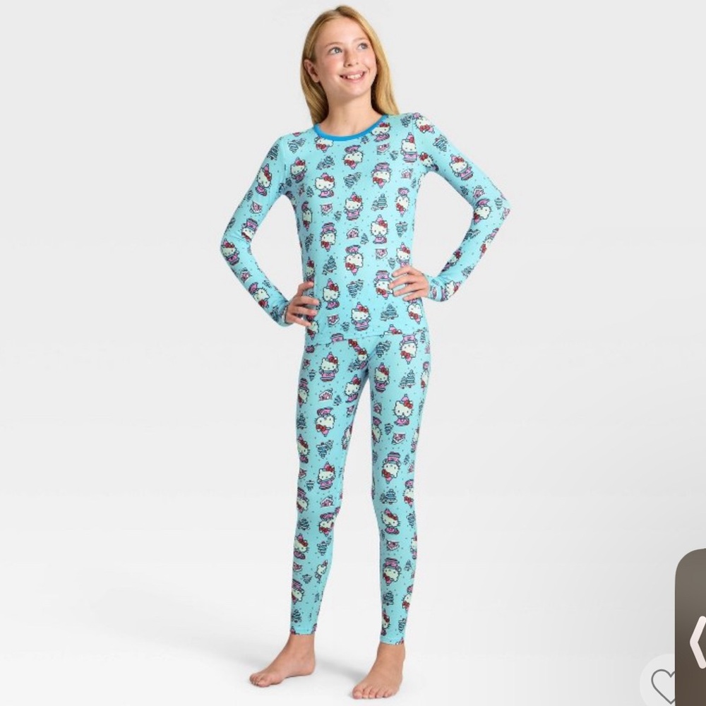 Girls' Hello Kitty Thermal Underwear Set
- Aqua Blue Large 10/12